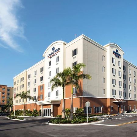 Candlewood Suites - Miami Exec Airport - Kendall By Ihg Country Walk Exterior photo