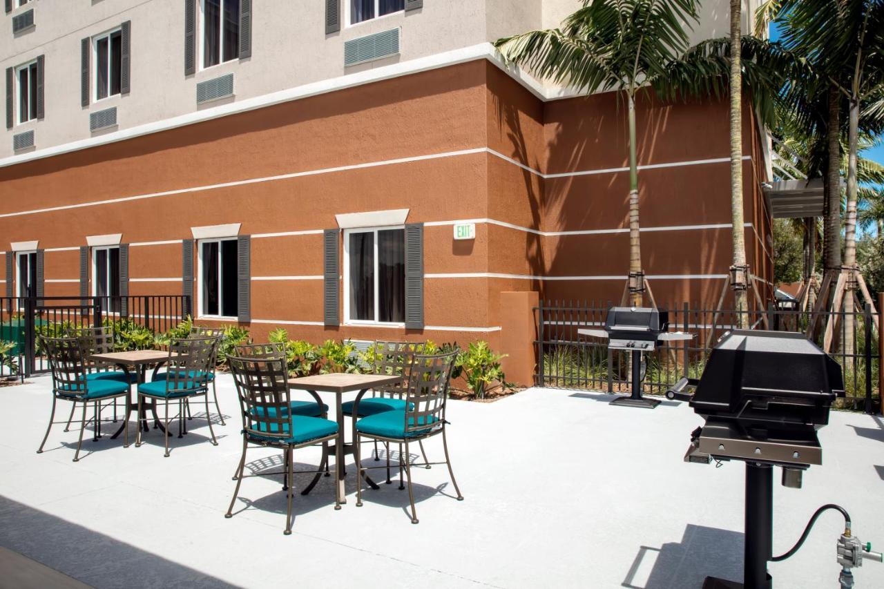 Candlewood Suites - Miami Exec Airport - Kendall By Ihg Country Walk Exterior photo