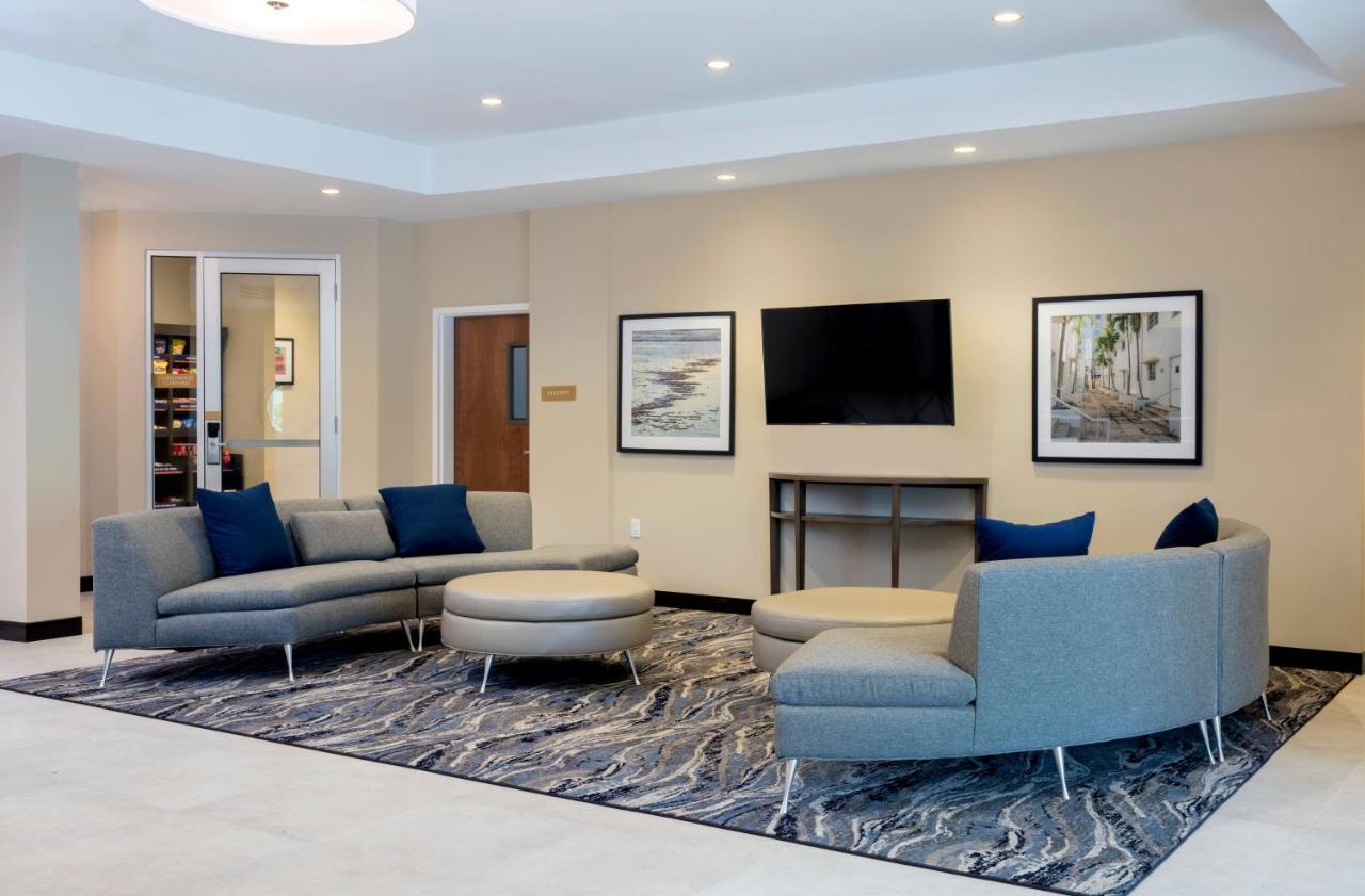 Candlewood Suites - Miami Exec Airport - Kendall By Ihg Country Walk Exterior photo